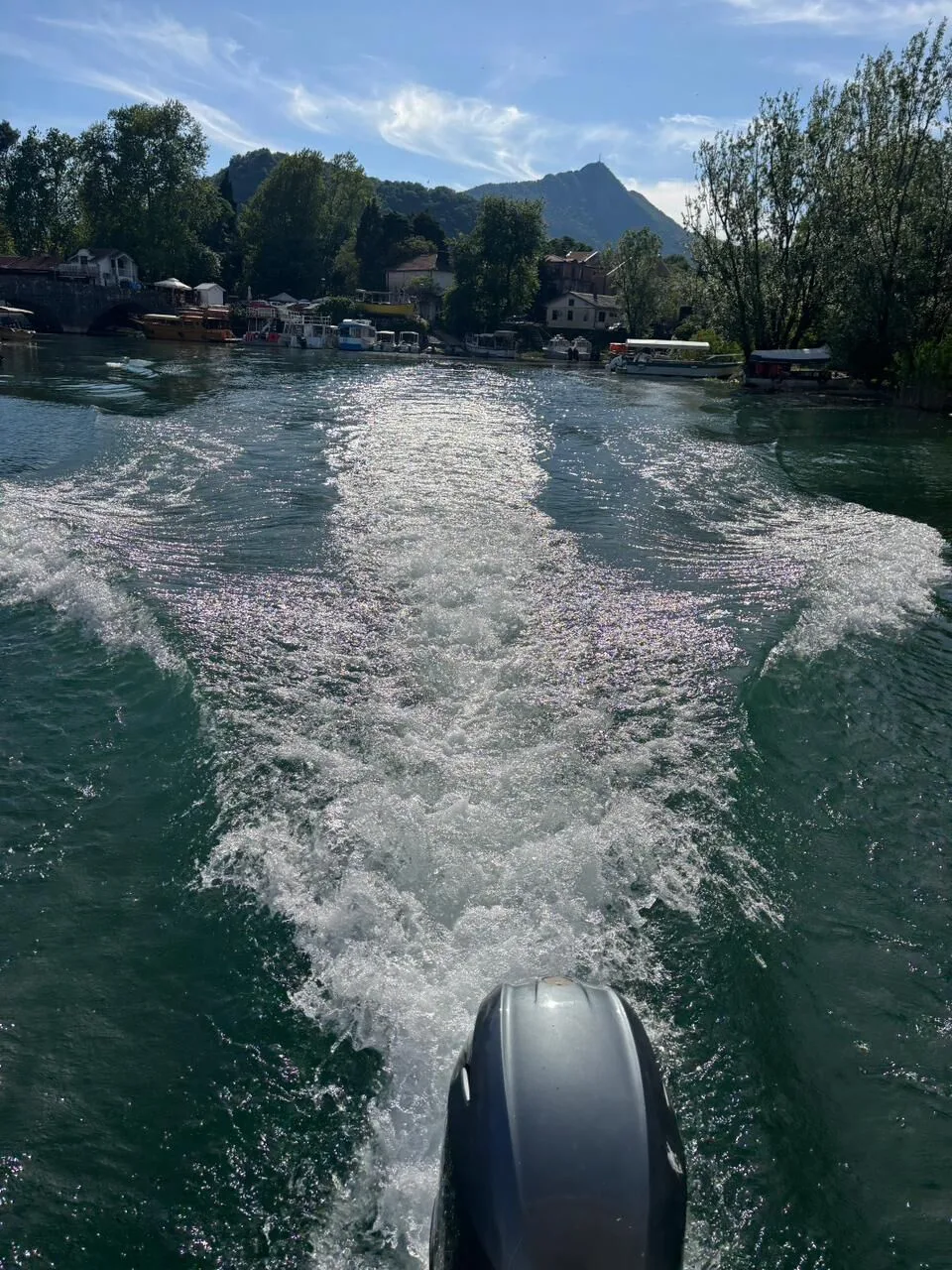 Boat departing from Virpazar